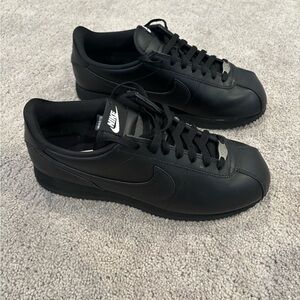 Nike Cortez Women’s All Black Leather Size 12